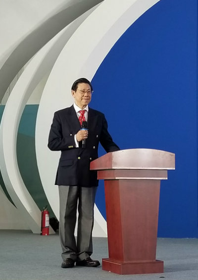 罗盖教授在世界健康博览会上作主题发言.jpg