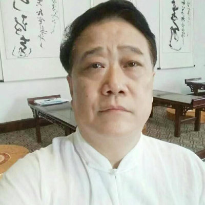 胡润宝.jpg