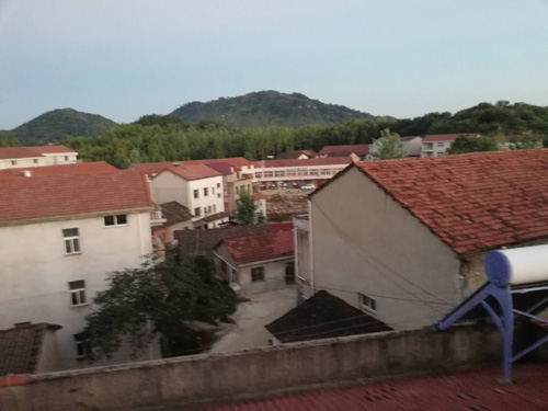 湾上房子.jpg